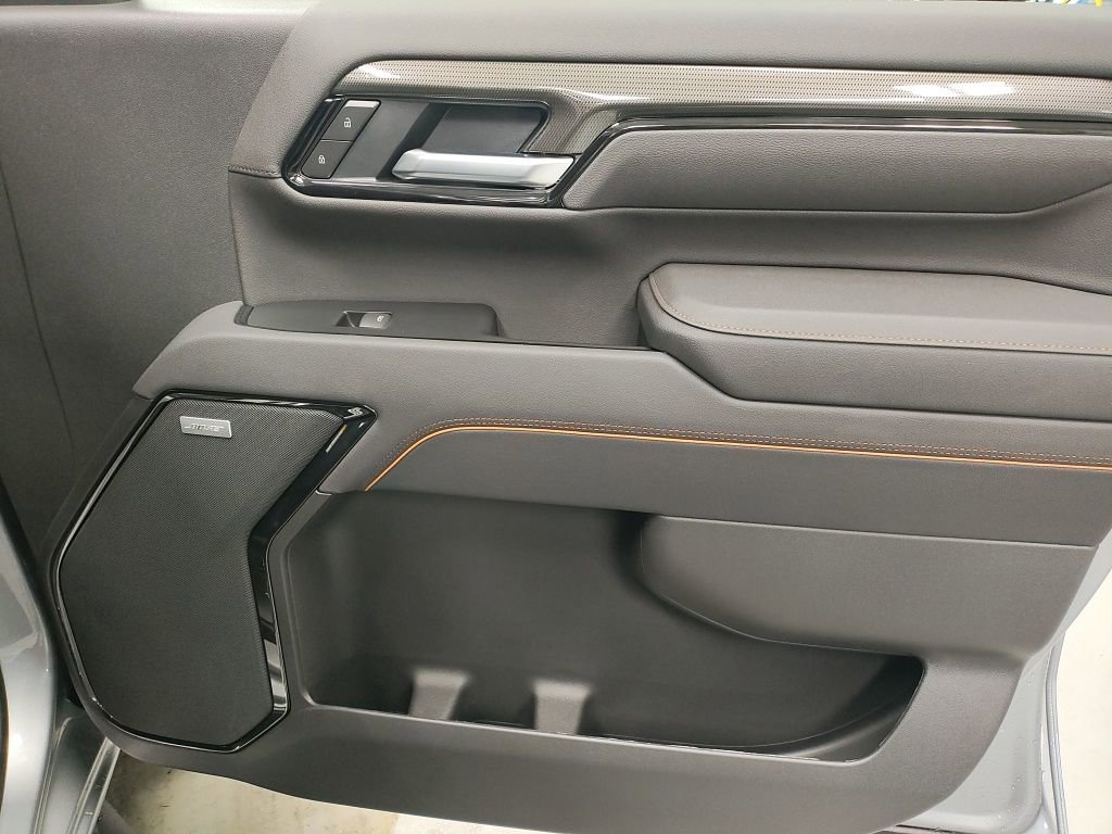 New 2026 GMC Sierra 2500 AT4 w/ Technology Package image 9