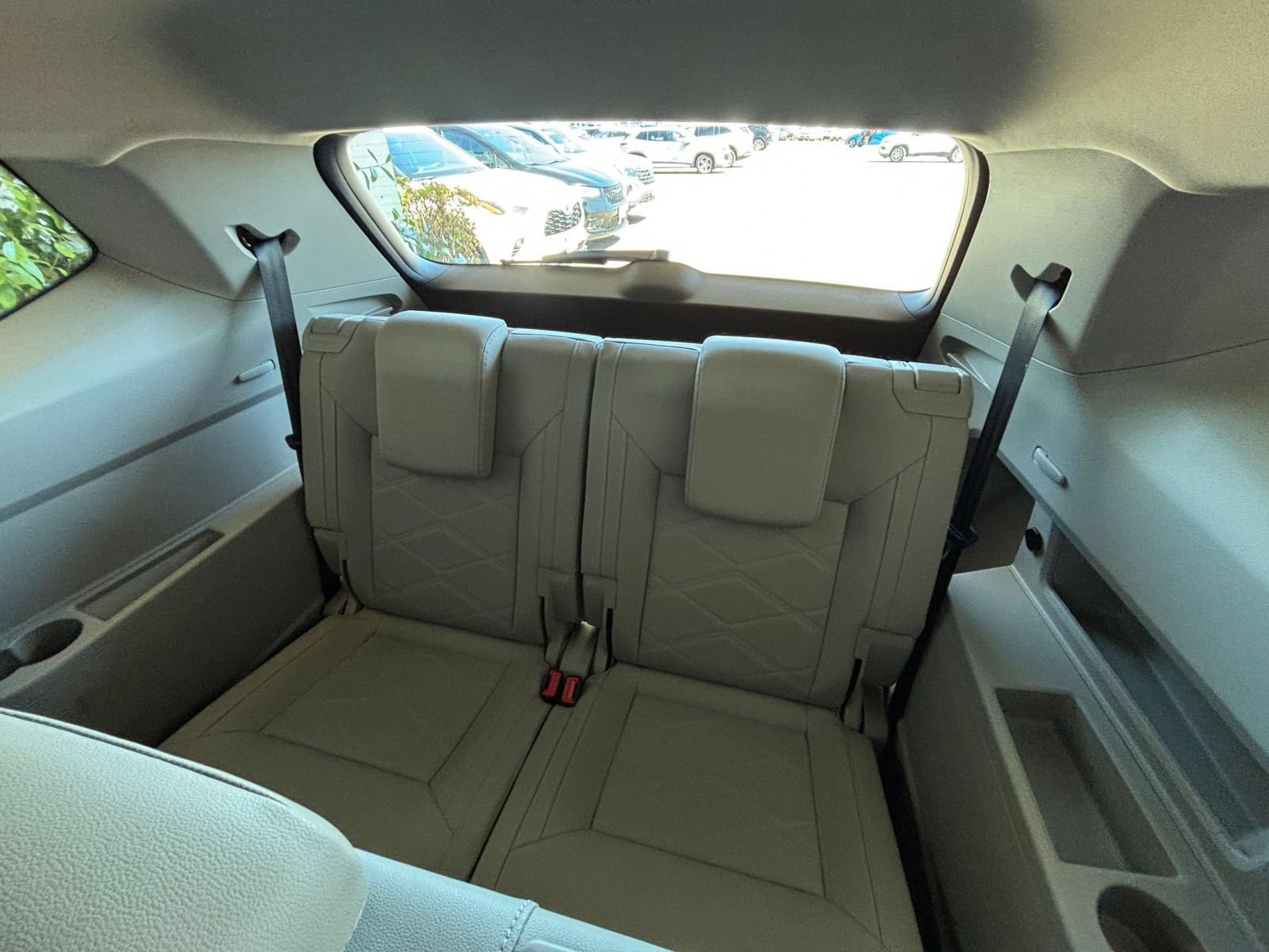 Used 2026 Volkswagen Atlas SE FWD image 31