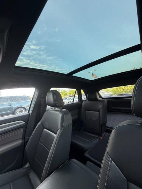Used 2021 Volkswagen Atlas Cross Sport SE w/ Panoramic Sunroof Package AWD/4WD image 12