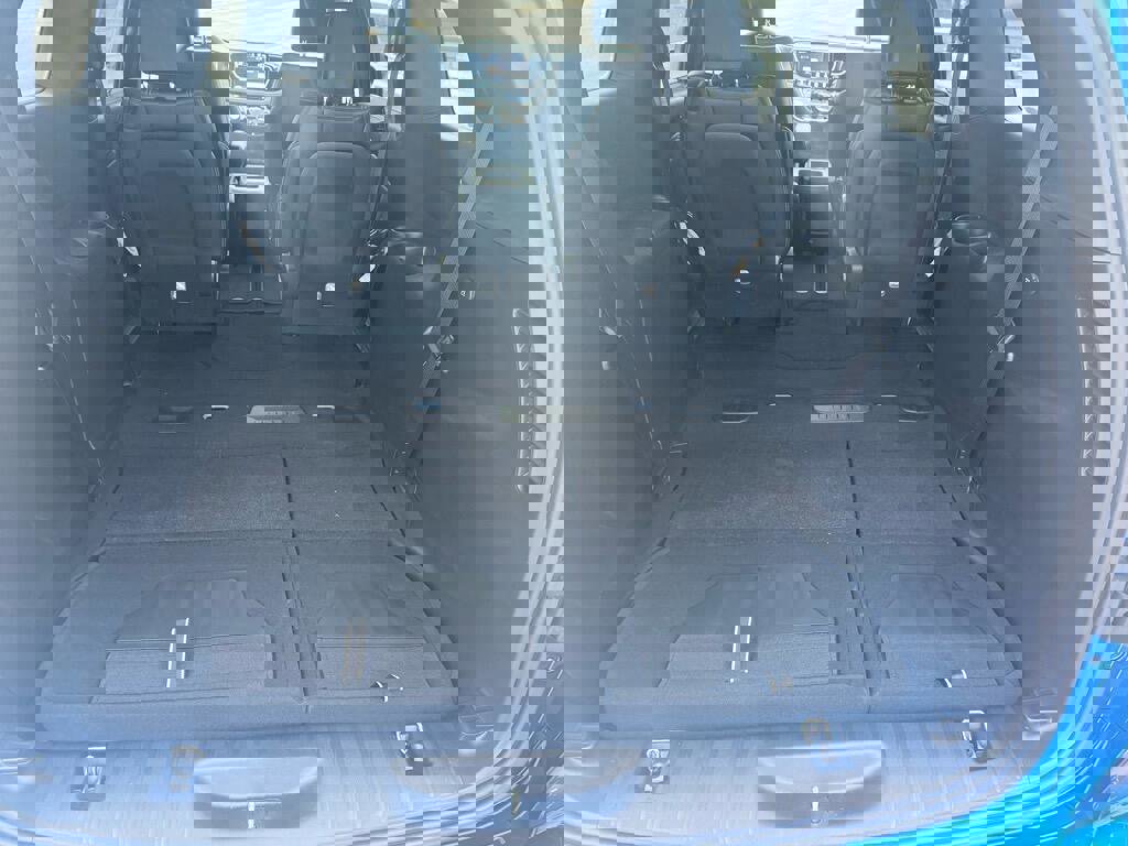 Used 2026 Chrysler Pacifica Select w/ S Appearance Package image 14