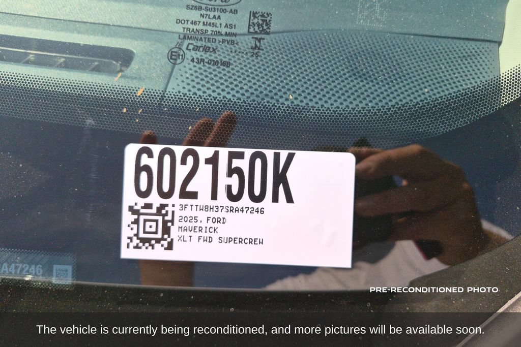 Used 2025 Ford Maverick XLT w/ XLT Luxury Package FWD image 19