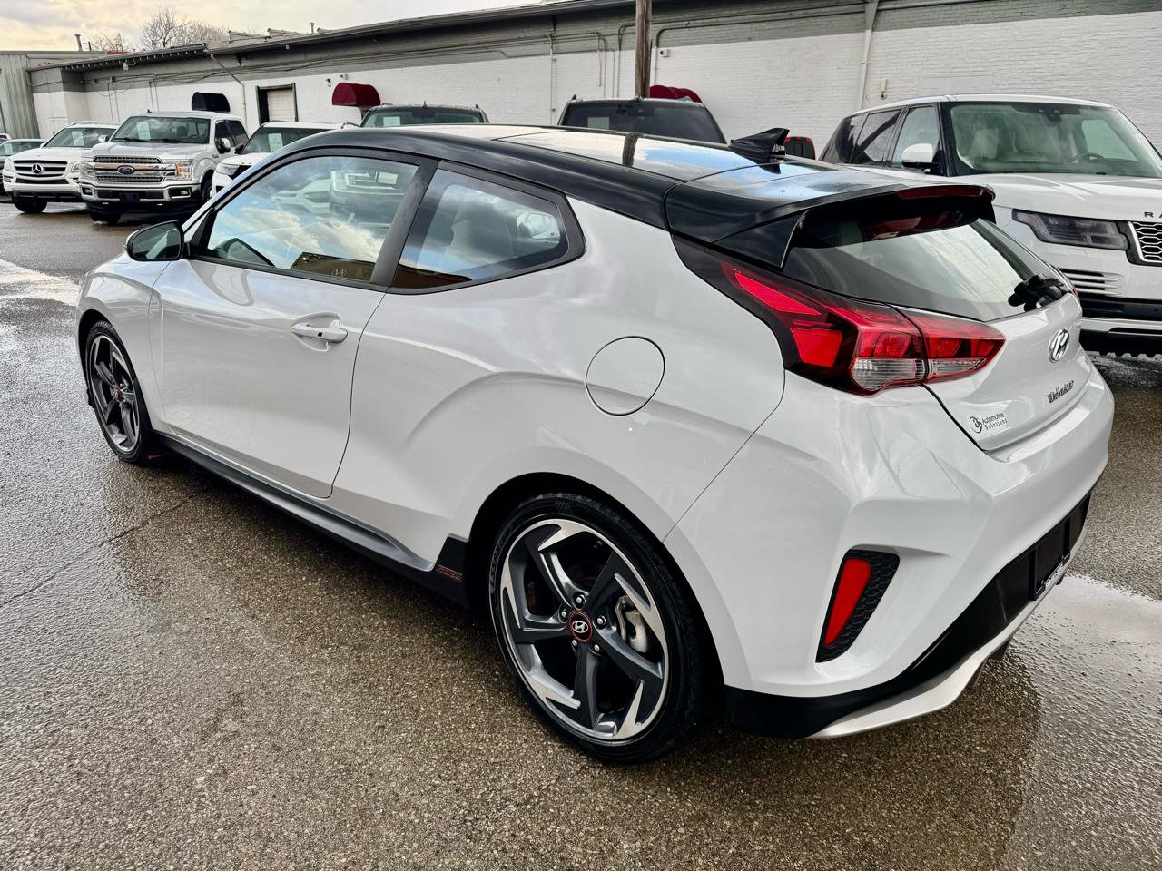 Used 2019 Hyundai Veloster Turbo Ultimate image 4