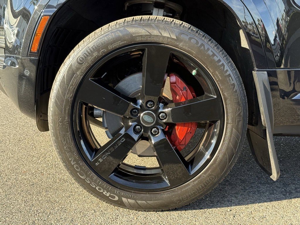 Used 2020 Land Rover Defender 110 X image 16