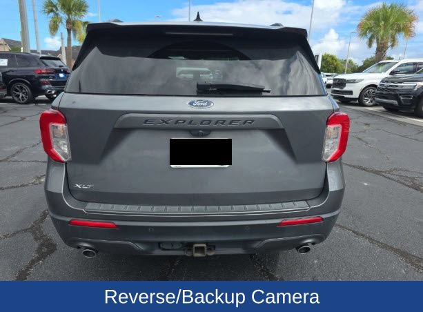 Certified 2021 Ford Explorer XLT w/ Equipment Group 202A RWD image 6