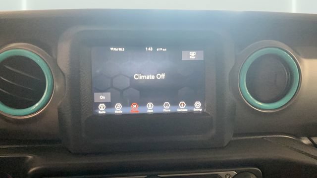 Used 2018 Jeep Wrangler Unlimited Sport S AWD/4WD image 23