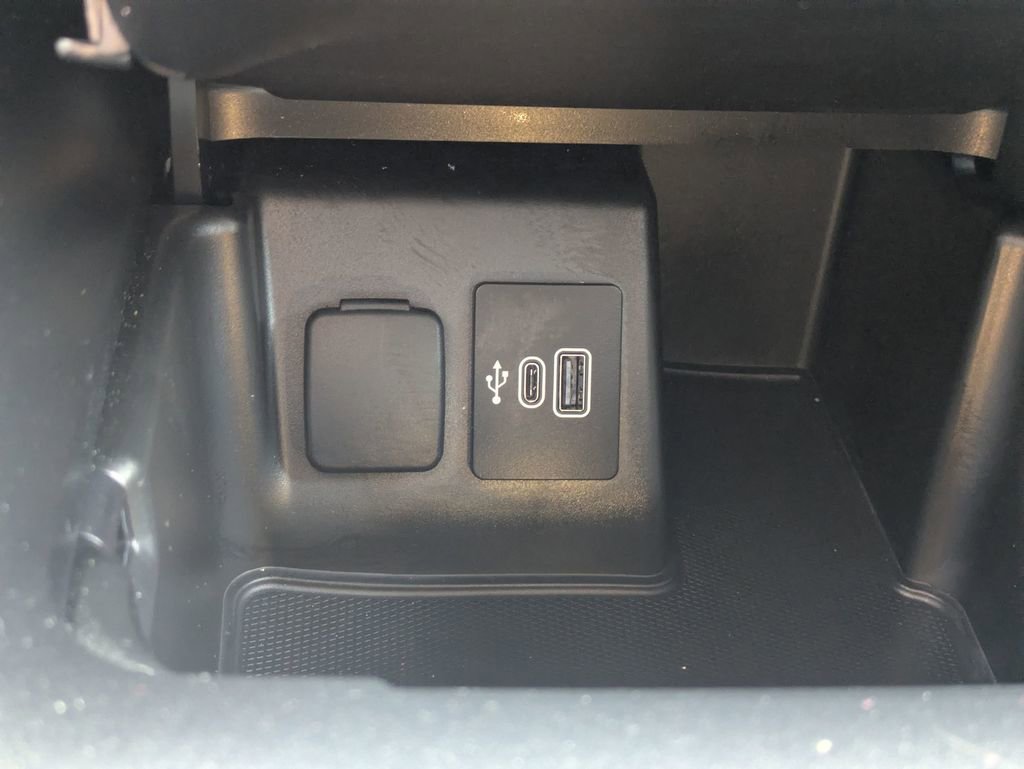 Used 2025 Ford Explorer ST RWD image 32