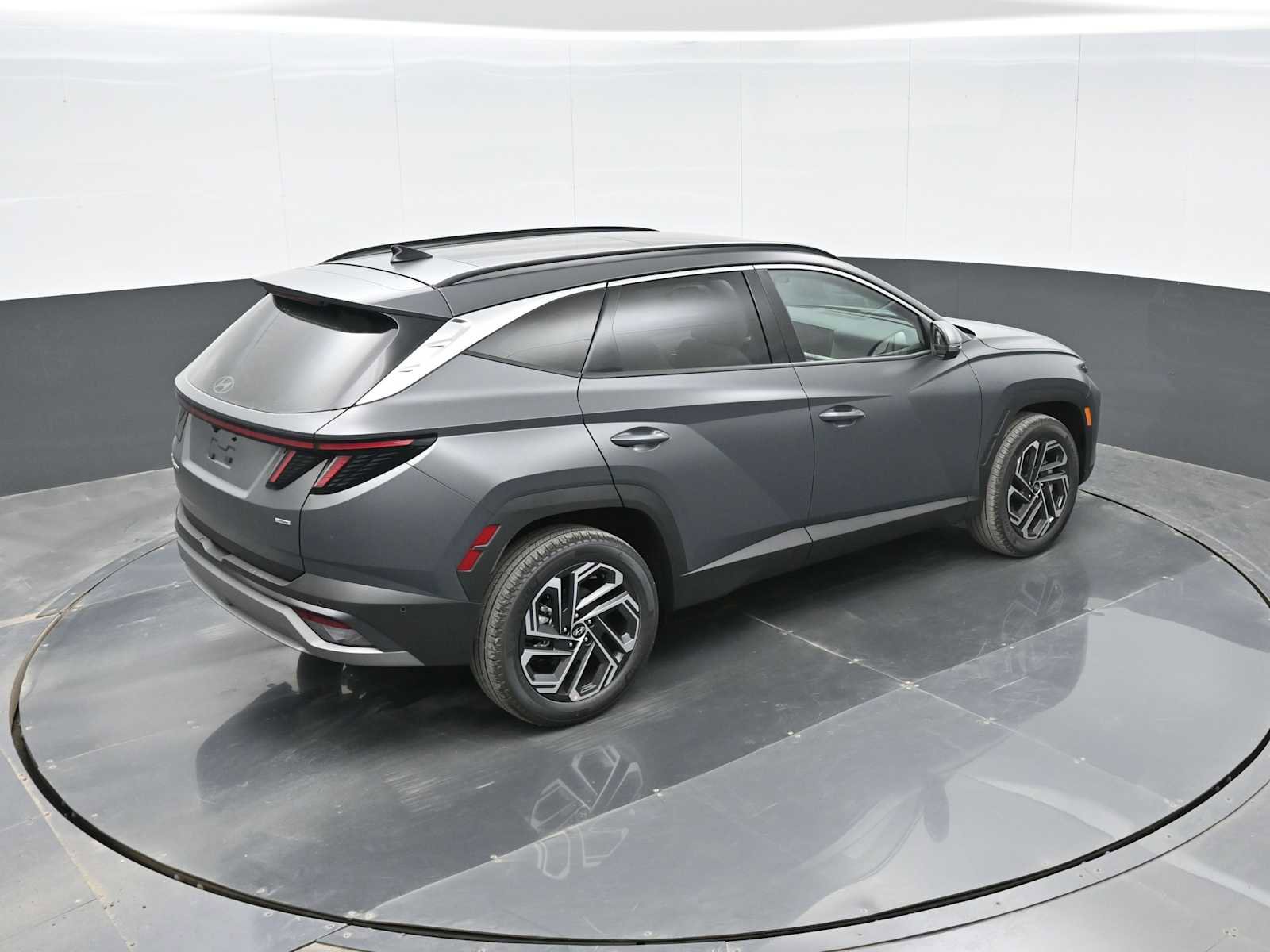 New 2026 Hyundai Tucson Limited image 29