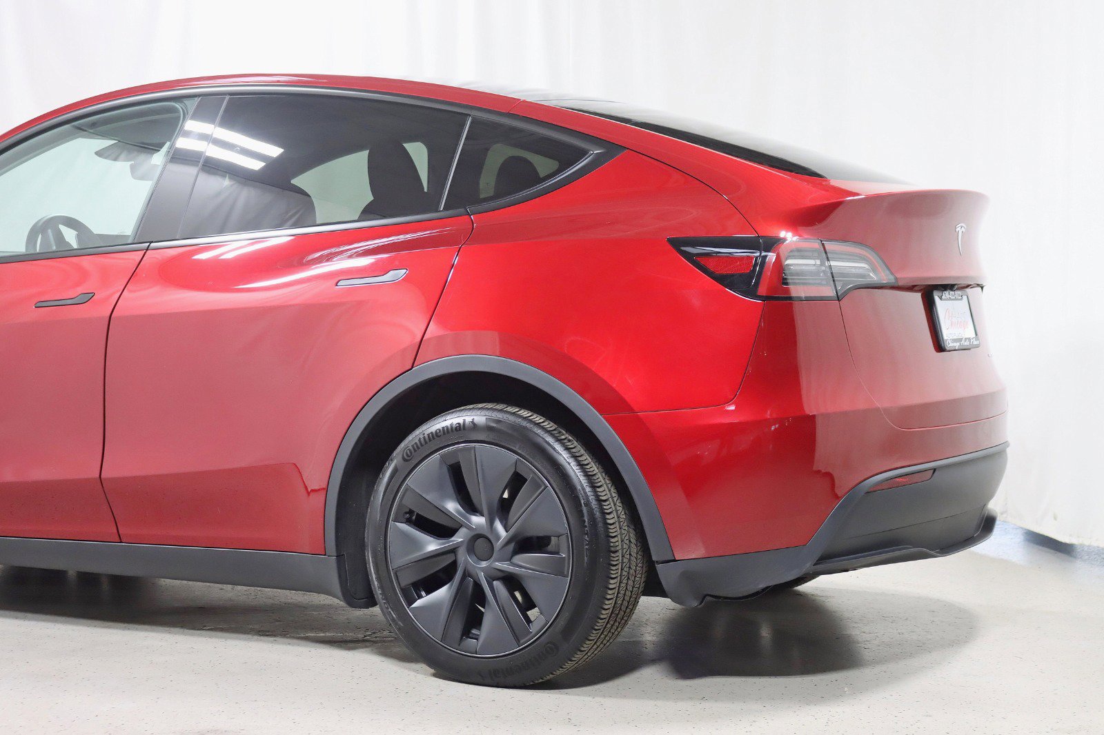 Used 2025 Tesla Model Y Long Range image 10