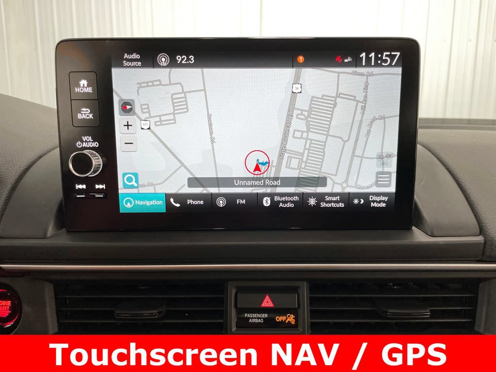Used 2024 Honda Pilot Touring image 3