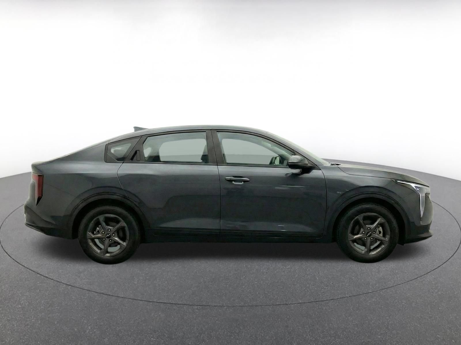Used 2025 Kia K4 FWD image 13