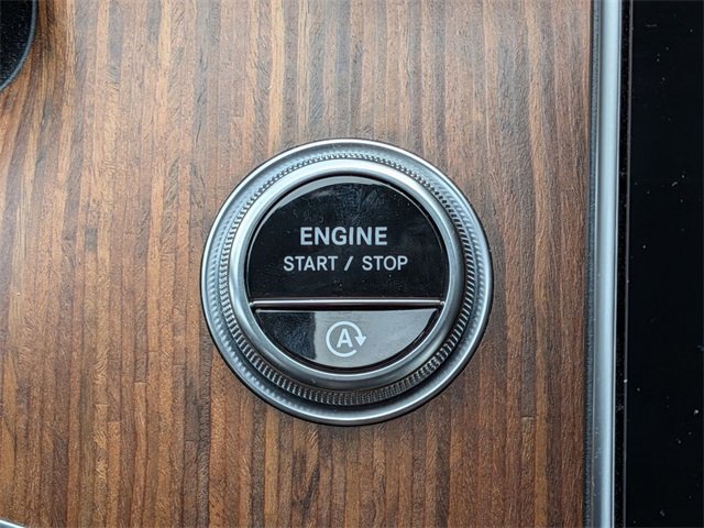 Used 2023 Mercedes-Benz C 300 4MATIC Sedan image 16