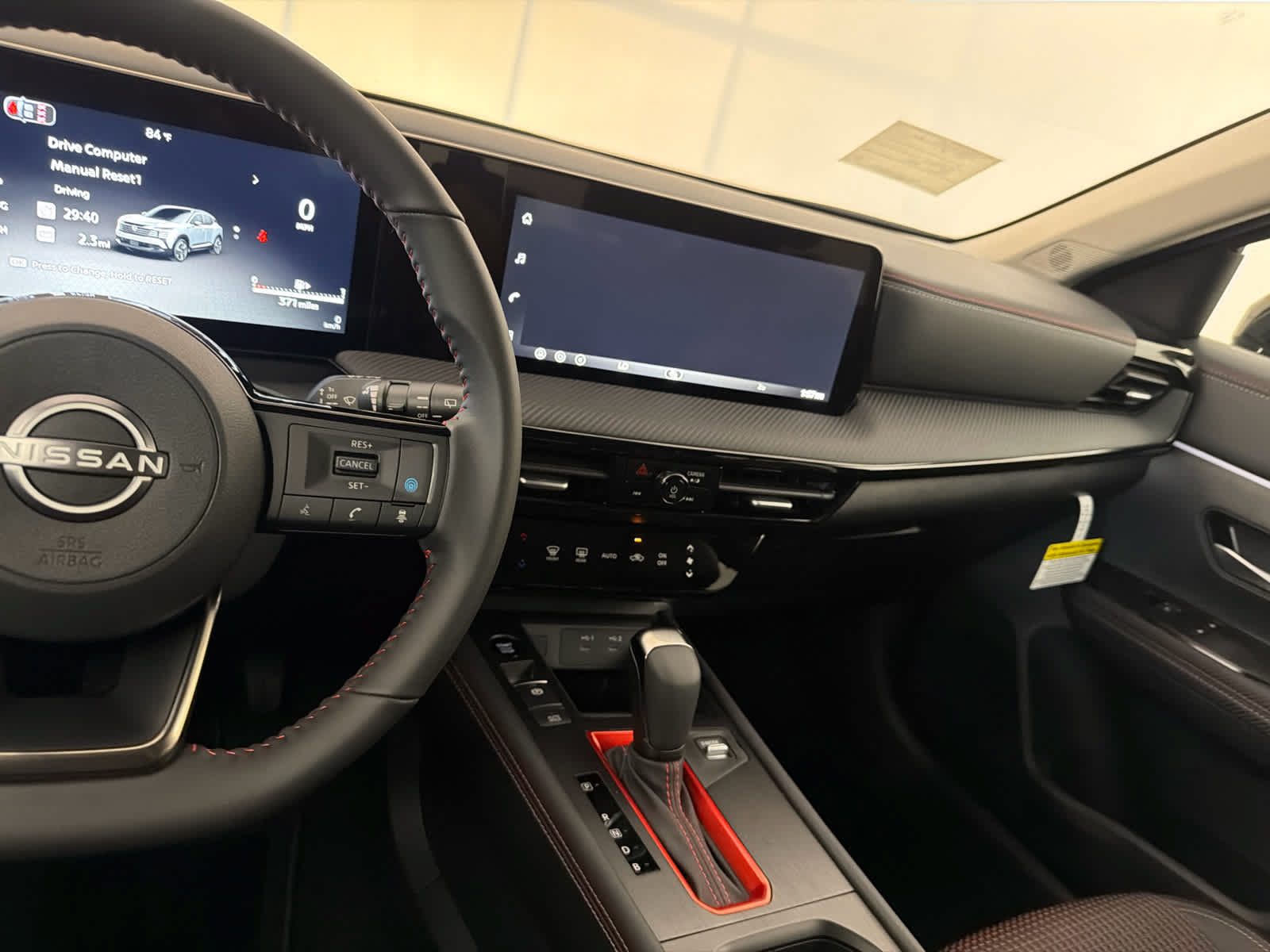 New 2026 Nissan Kicks SR FWD image 18