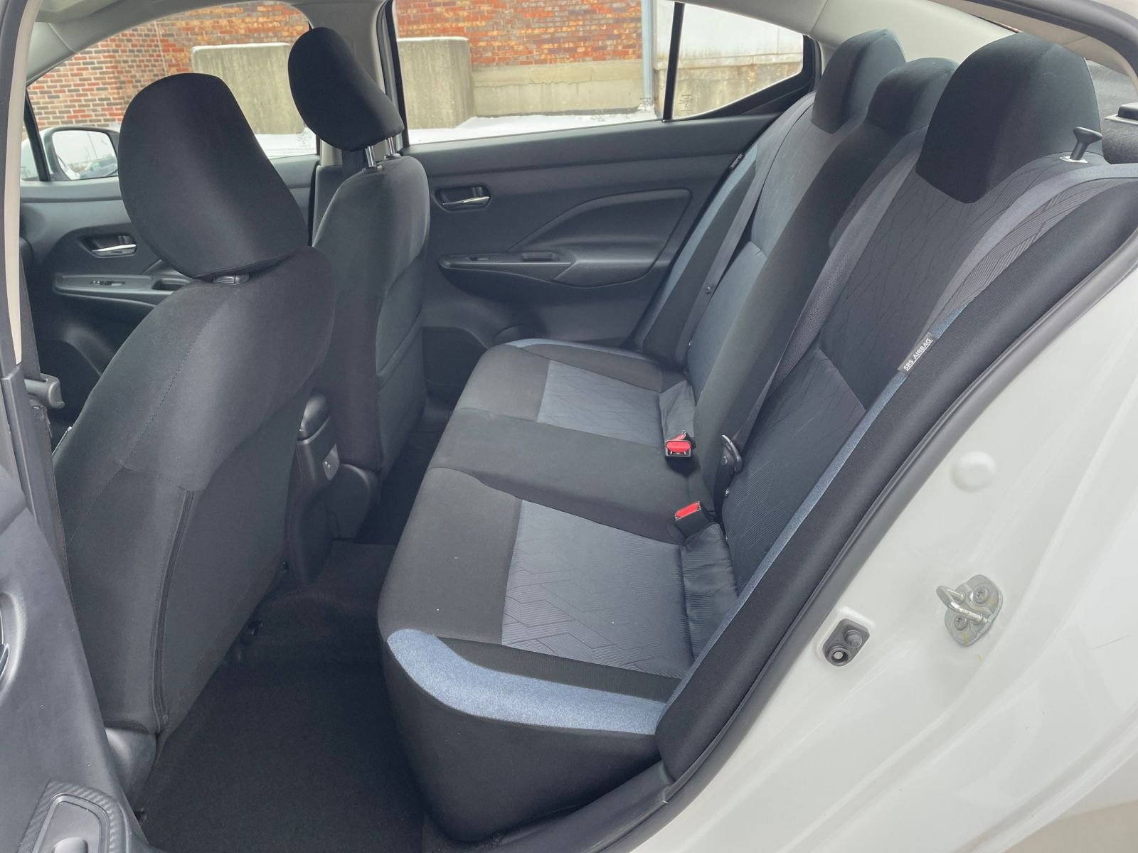 Used 2025 Nissan Versa SV image 24