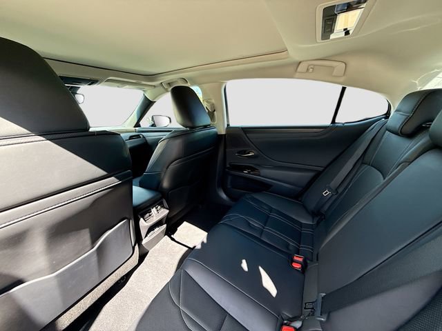 Used 2024 Lexus ES 350 Luxury w/ Technology Package image 23