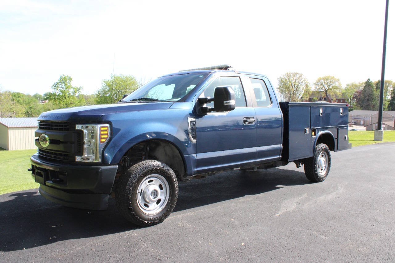 Used 2019 Ford F250 XL w/ Power Equipment Group AWD/4WD image 3