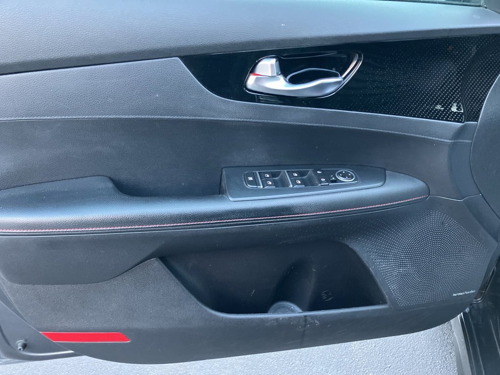 Used 2020 Kia Forte GT w/ GT2 Package image 13
