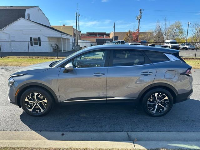 Used 2023 Kia Sportage EX image 23