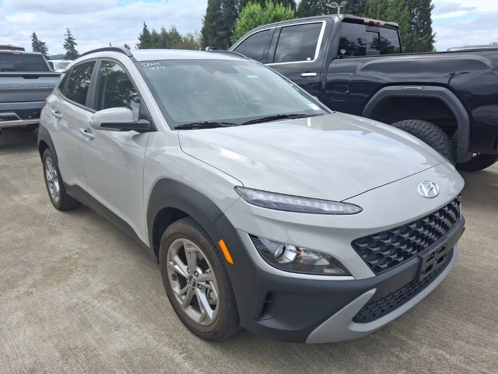 Used 2023 Hyundai Kona SEL w/ Cargo Package AWD/4WD image 2