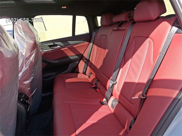 New 2025 BMW X4 xDrive30i w/ Premium Package image 9