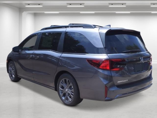 New 2027 Honda Odyssey Touring image 4