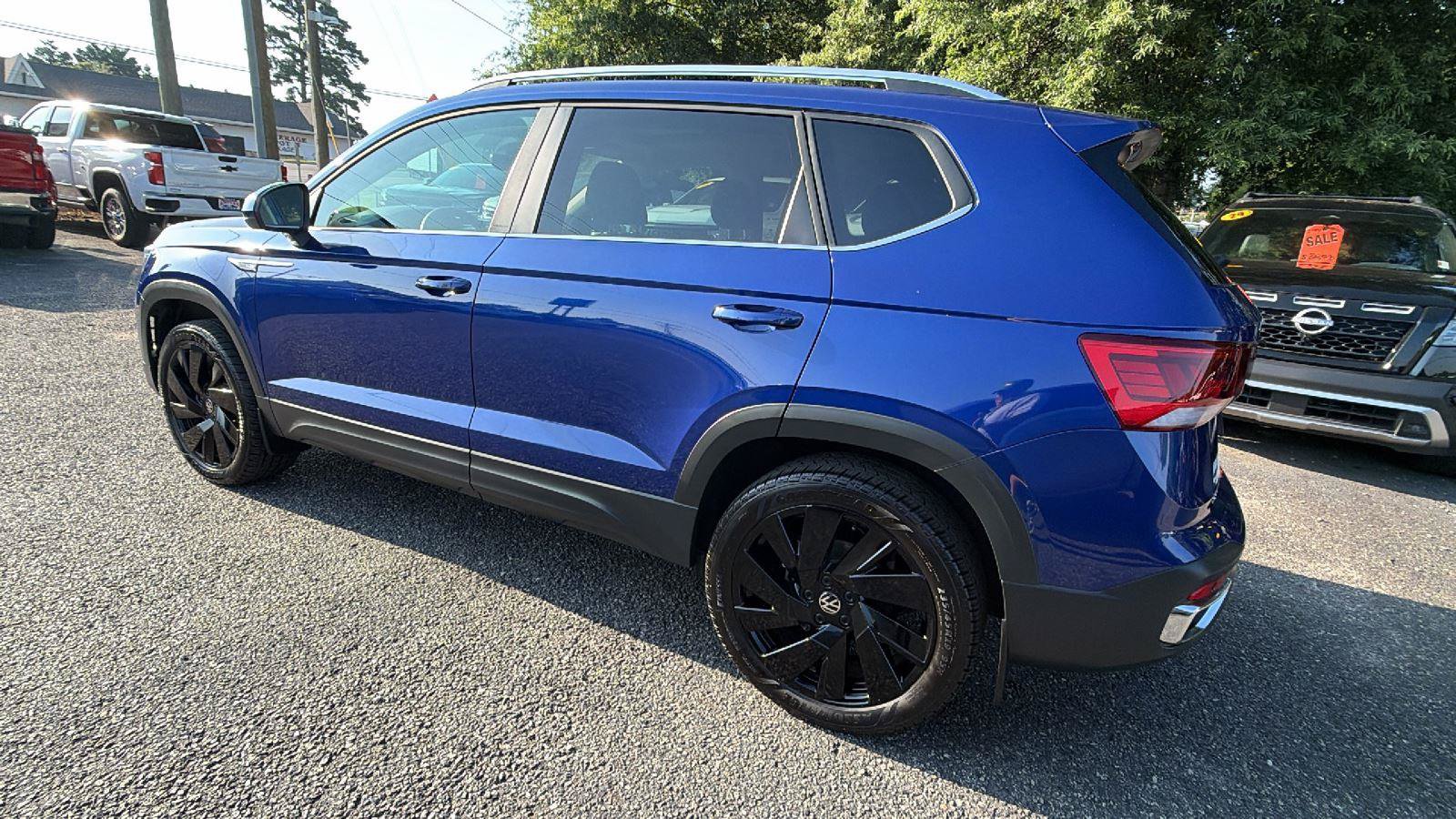 Used 2024 Volkswagen Taos SEL AWD/4WD image 10
