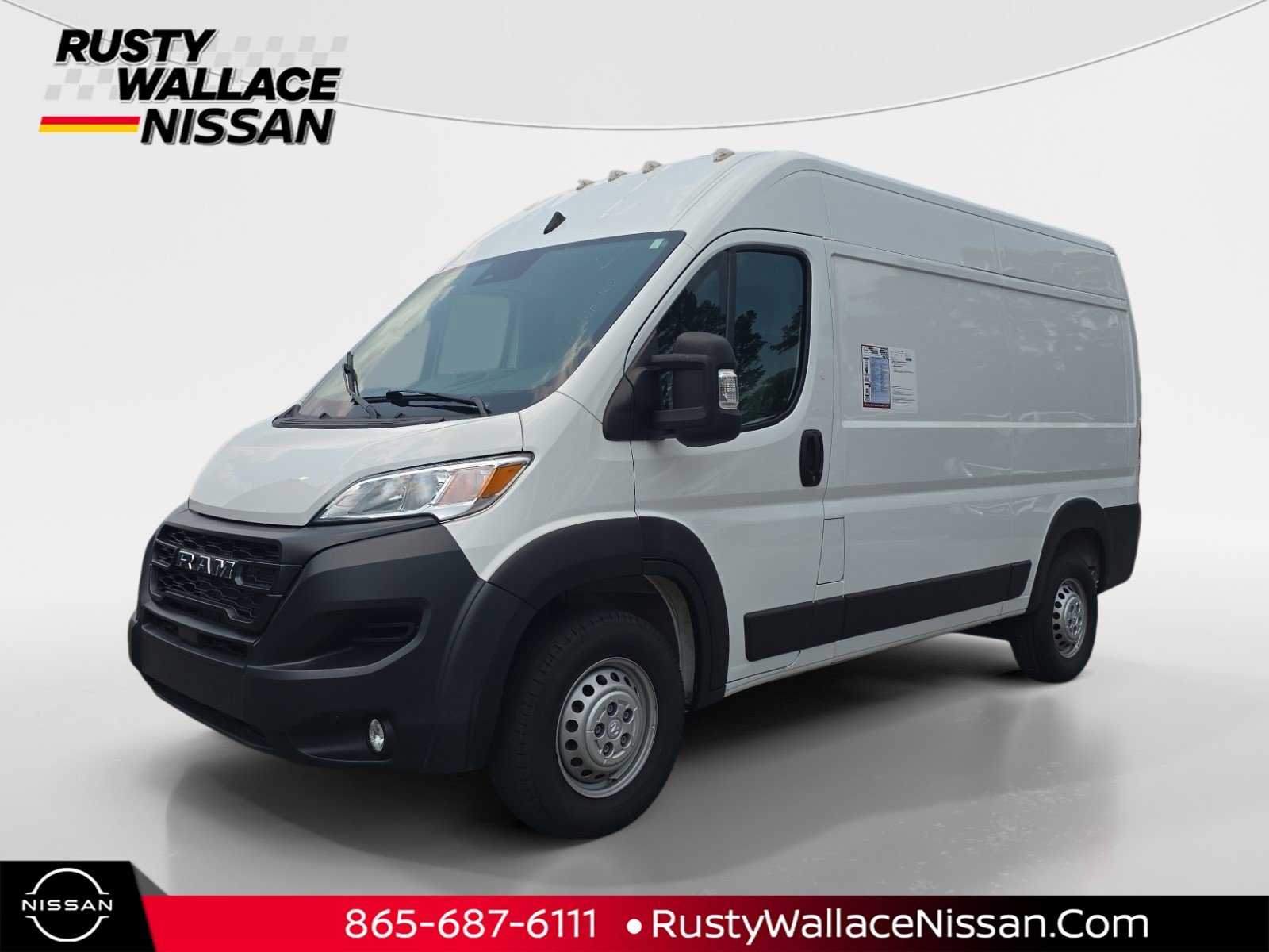 Used 2024 RAM ProMaster 2500 w/ Convenience Group FWD image 1