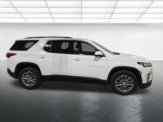 Used 2023 Chevrolet Traverse LT image 3