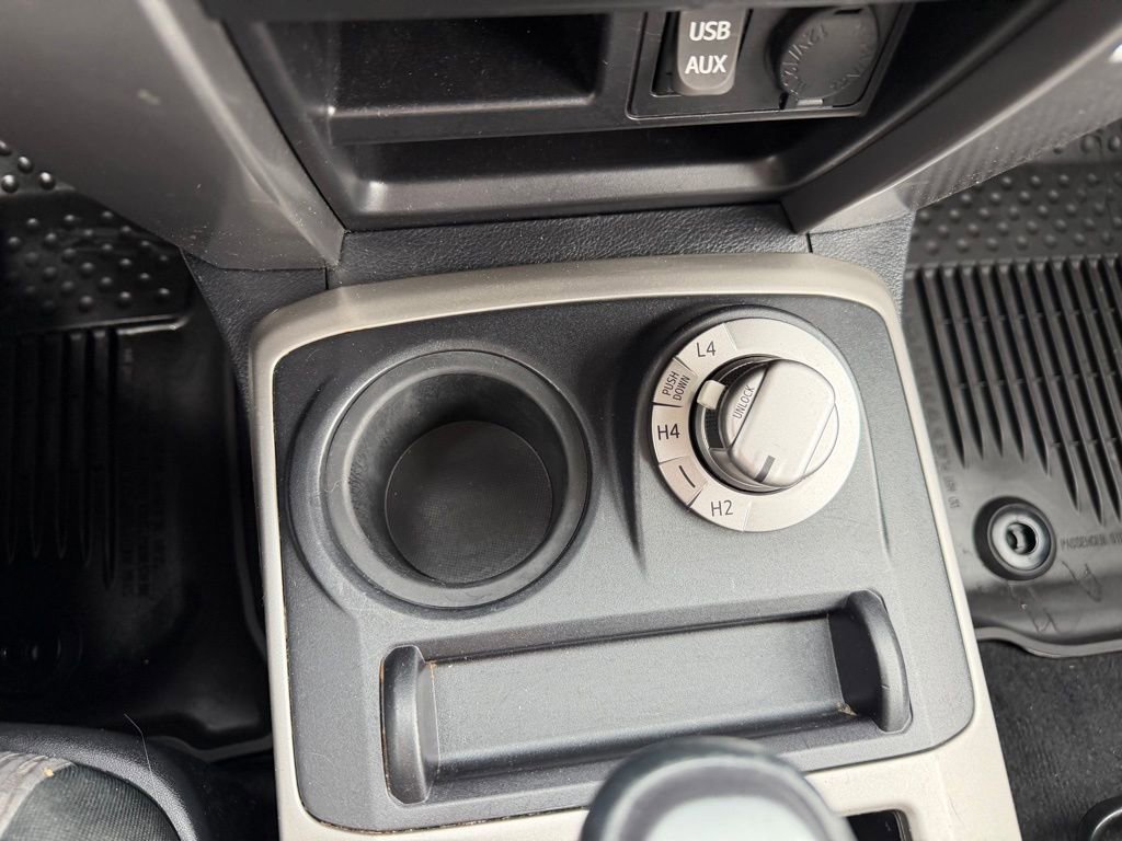 Used 2018 Toyota 4Runner SR5 image 16