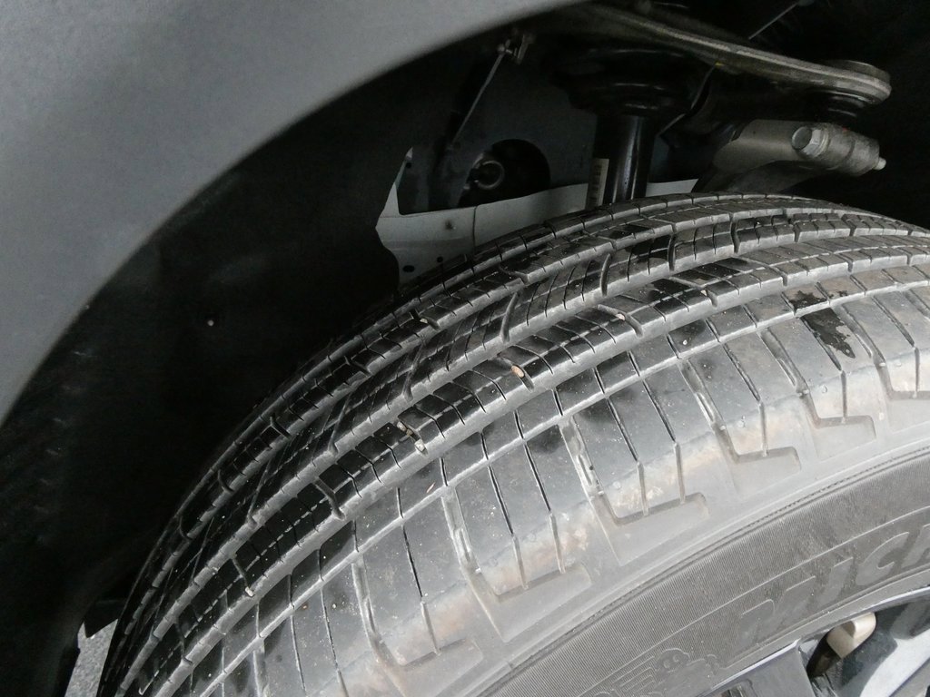 Used 2024 Jeep Grand Cherokee Altitude image 12