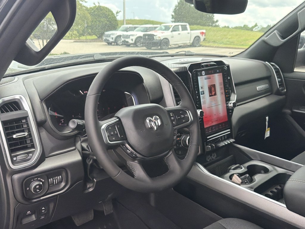 New 2026 RAM 1500 Big Horn AWD/4WD image 9