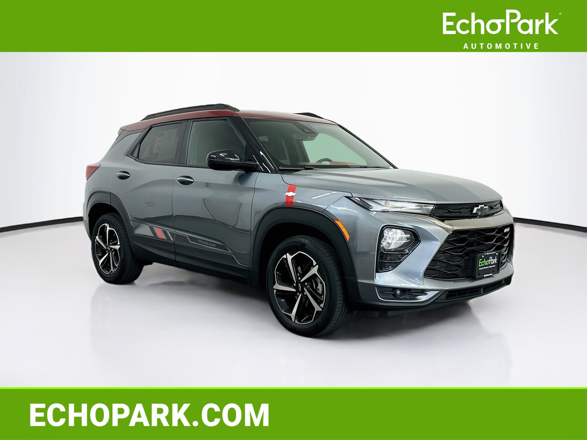 Used 2022 Chevrolet TrailBlazer RS w/ Technology Package AWD/4WD image 1