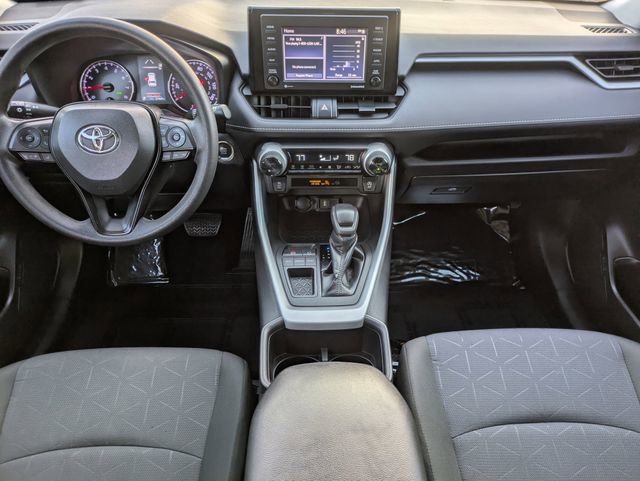 Used 2022 Toyota RAV4 XLE w/ Convenience Package image 10