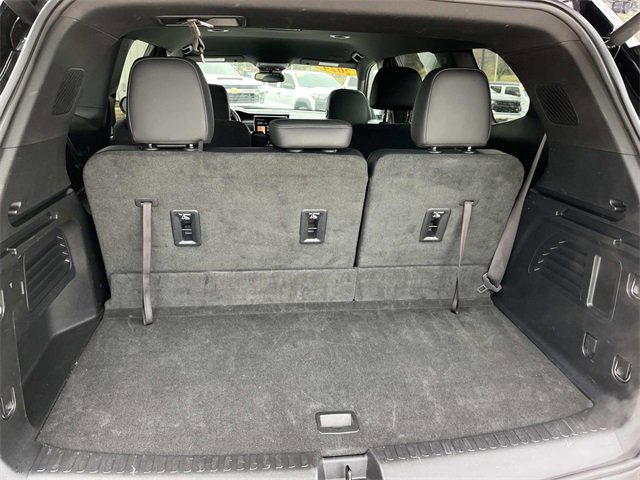 Used 2024 GMC Acadia Elevation image 23