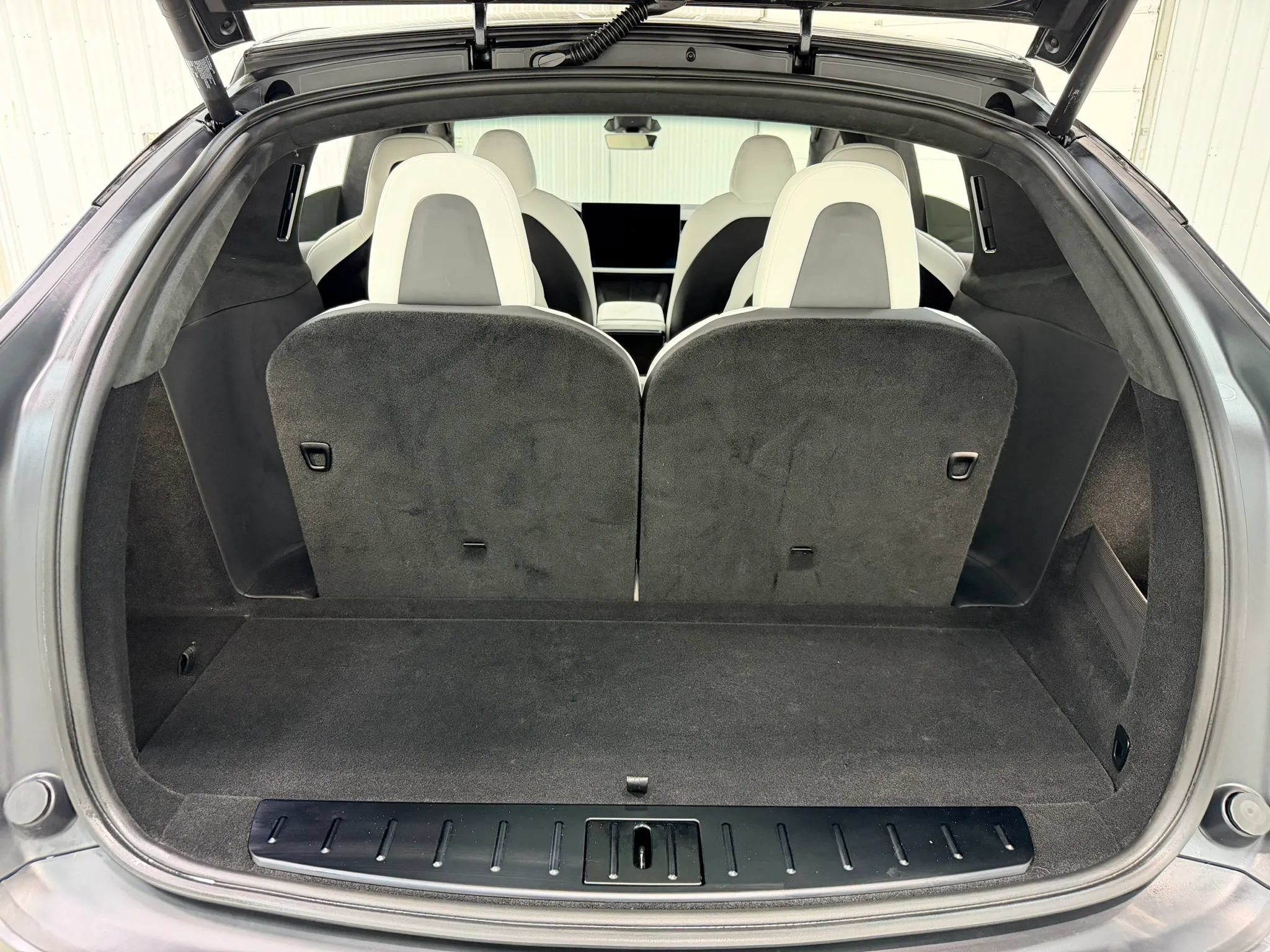 Used 2026 Tesla Model X Plaid AWD/4WD image 21