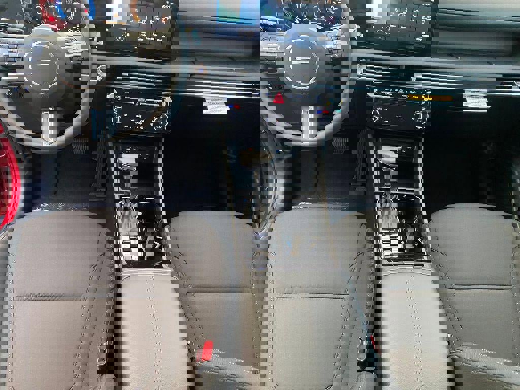 New 2026 Hyundai Tucson SEL image 32