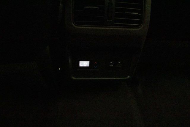 Used 2023 Nissan Rogue SL w/ SL Premium Package image 22