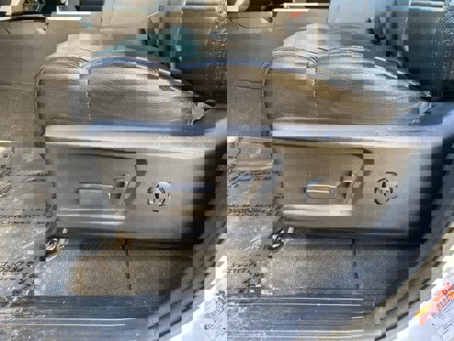 Used 2014 Toyota Tundra Limited image 23