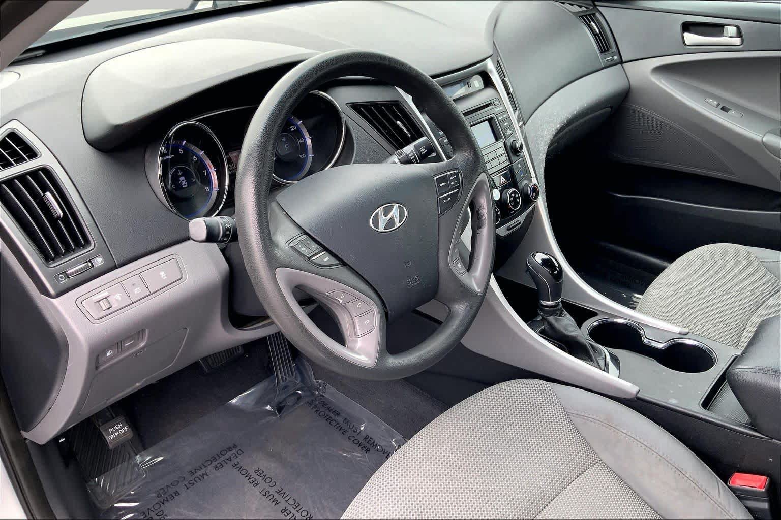 Used 2014 Hyundai Sonata GLS FWD image 17