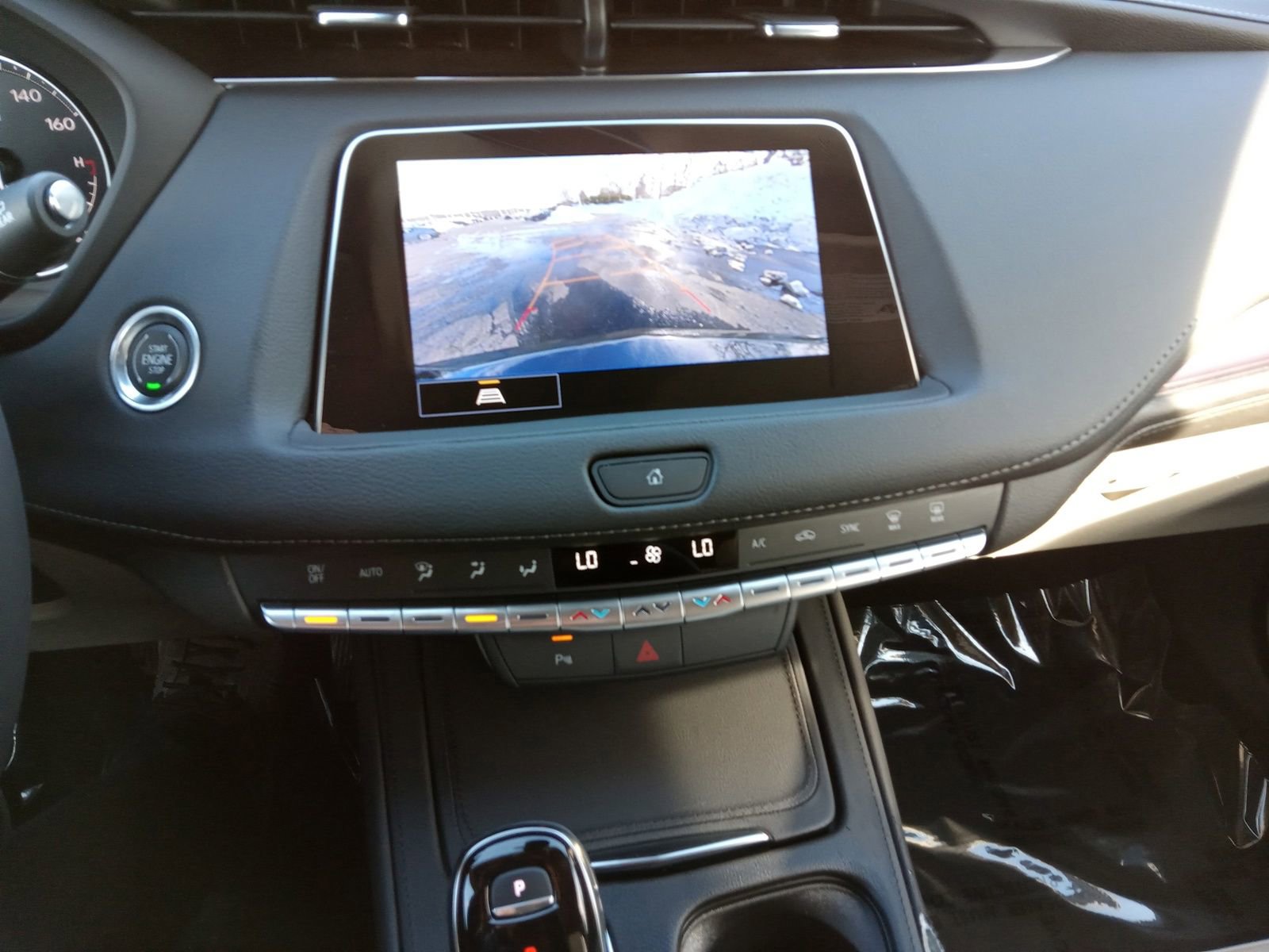 Used 2023 Cadillac XT4 Luxury image 14