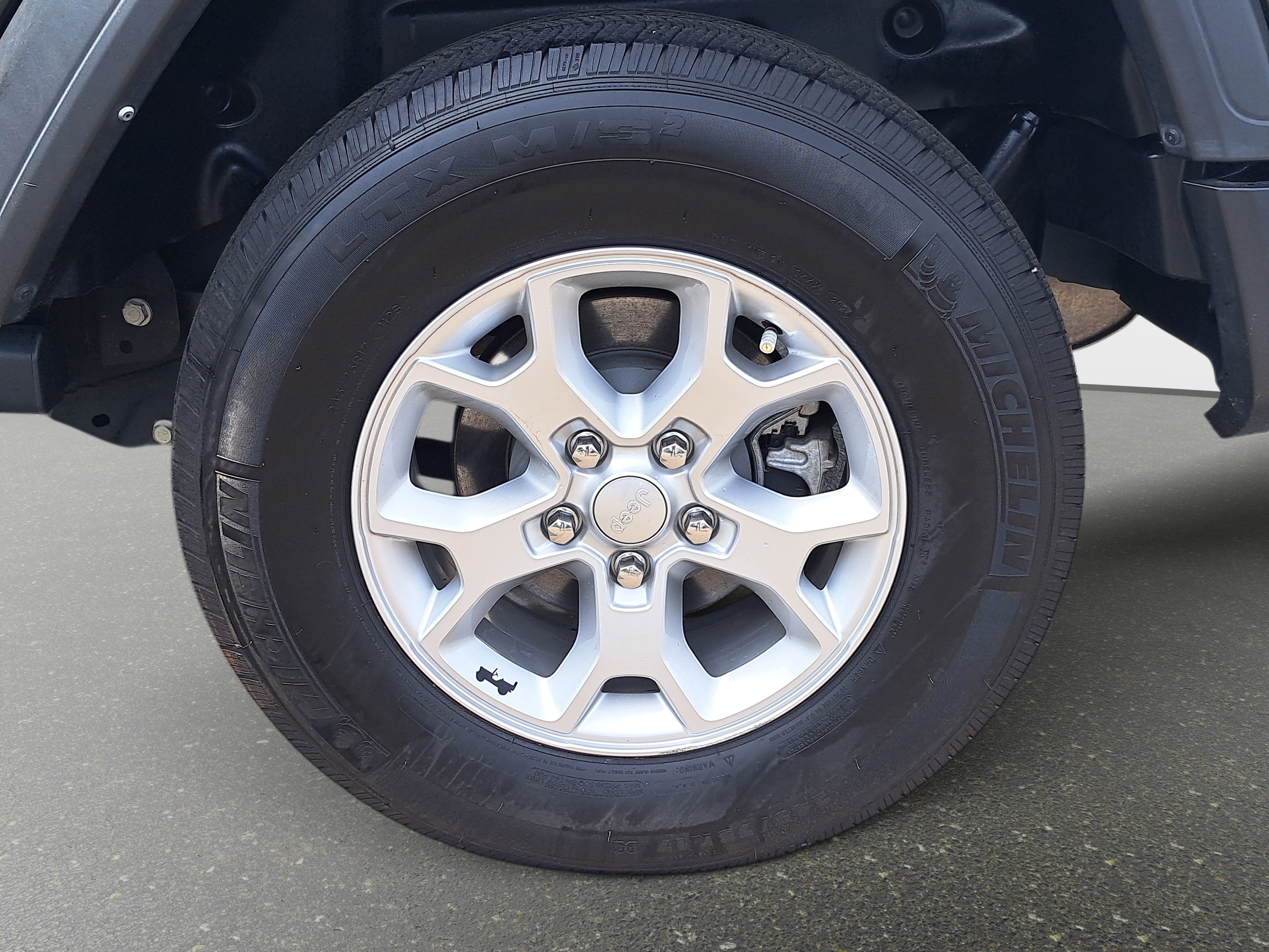 Used 2021 Jeep Wrangler Unlimited Sport AWD/4WD image 31