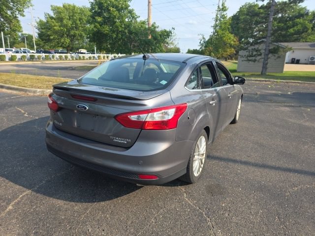 Used 2014 Ford Focus Titanium FWD image 7