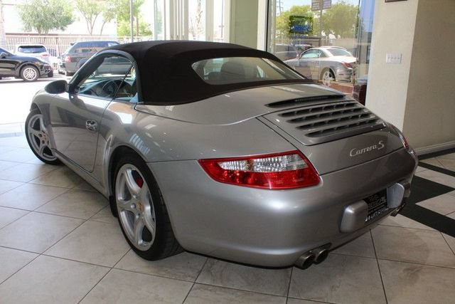 Used 2007 Porsche 911 Carrera S RWD image 4
