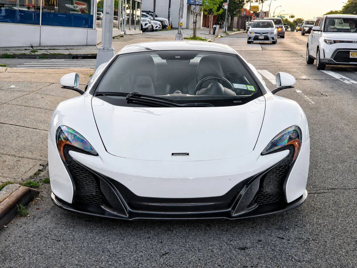 Used 2015 McLaren 650S Spider RWD image 3