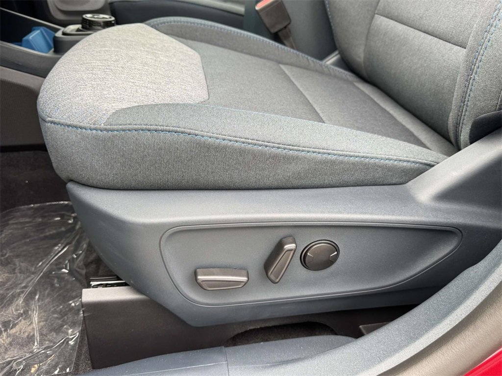 New 2025 Ford Maverick XLT w/ Equipment Group 301A image 17