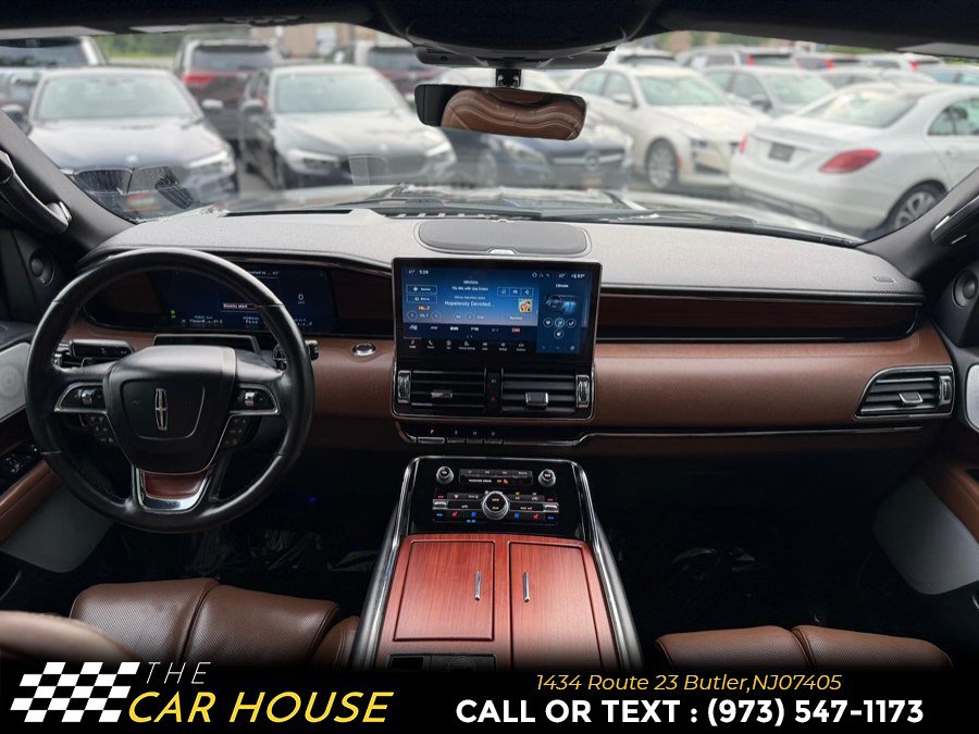 Used 2024 Lincoln Navigator Reserve AWD/4WD image 28