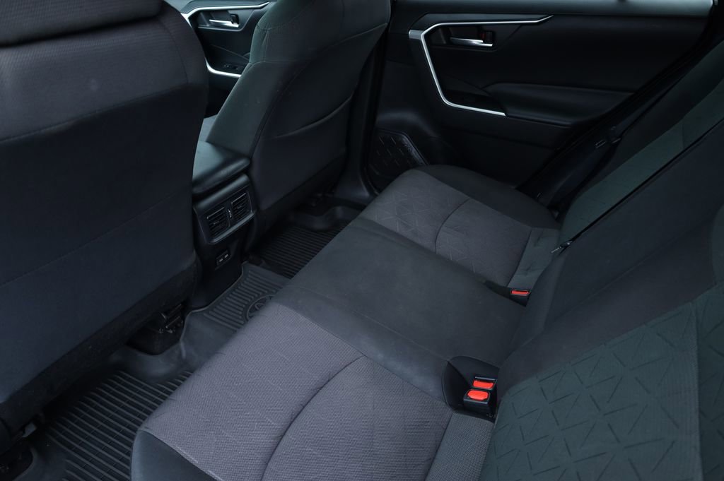 Used 2023 Toyota RAV4 XLE w/ Convenience Package image 25