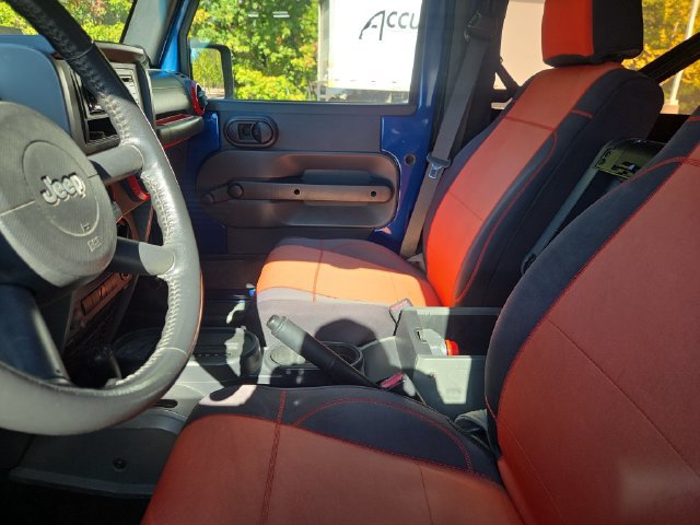 Used 2009 Jeep Wrangler X AWD/4WD image 9