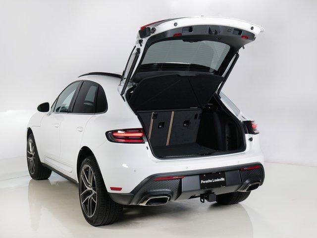 New 2026 Porsche Macan image 34