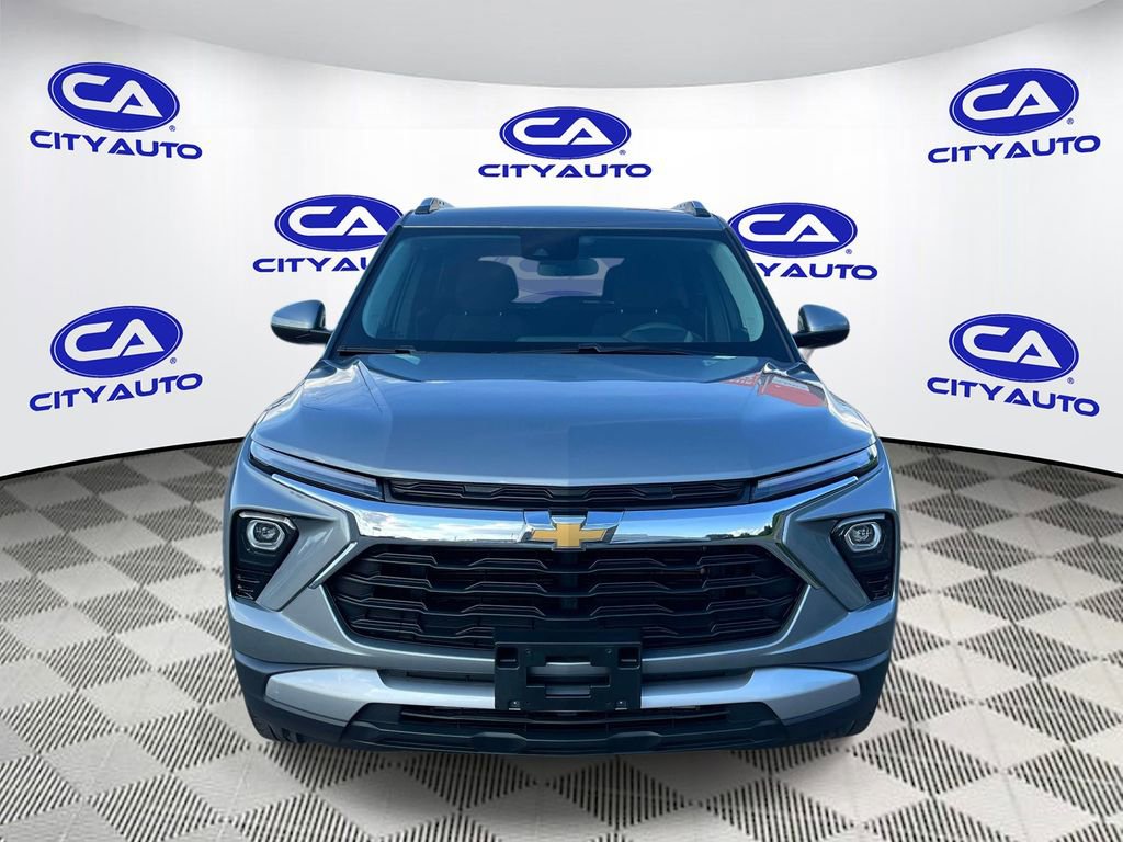 Used 2025 Chevrolet TrailBlazer LT AWD/4WD image 8