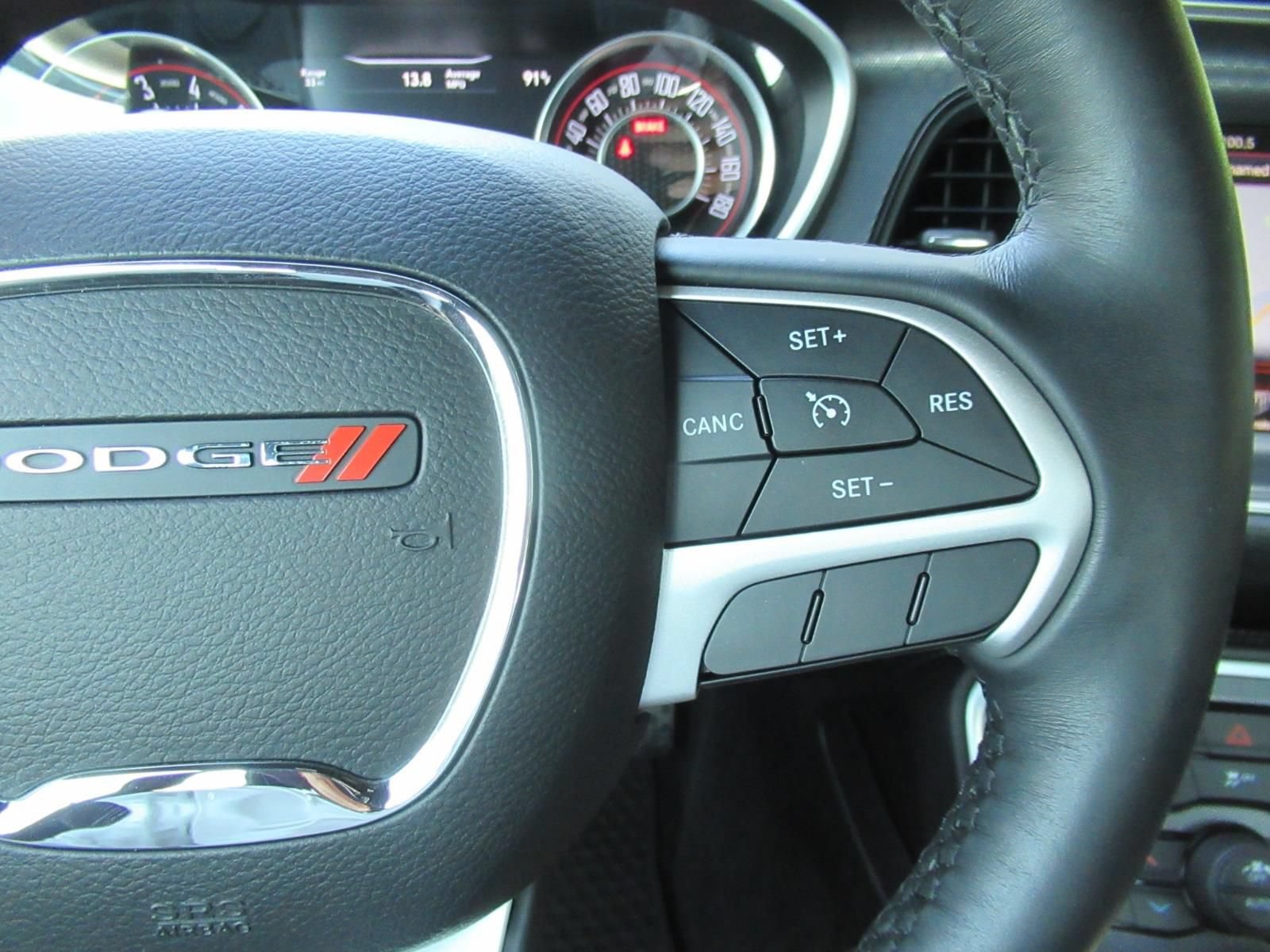 Used 2015 Dodge Challenger R/T Scat Pack w/ Leather Interior Group RWD image 25